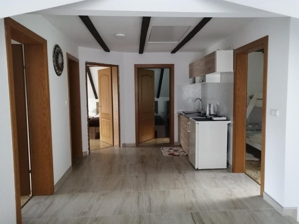 Vacation House Studenac Bihac Exterior photo