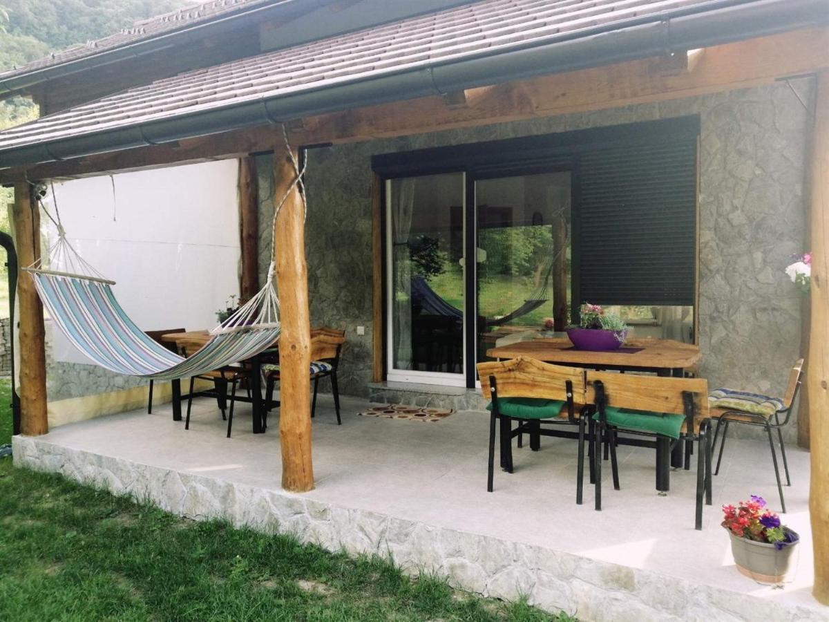 Vacation House Studenac Bihac Exterior photo