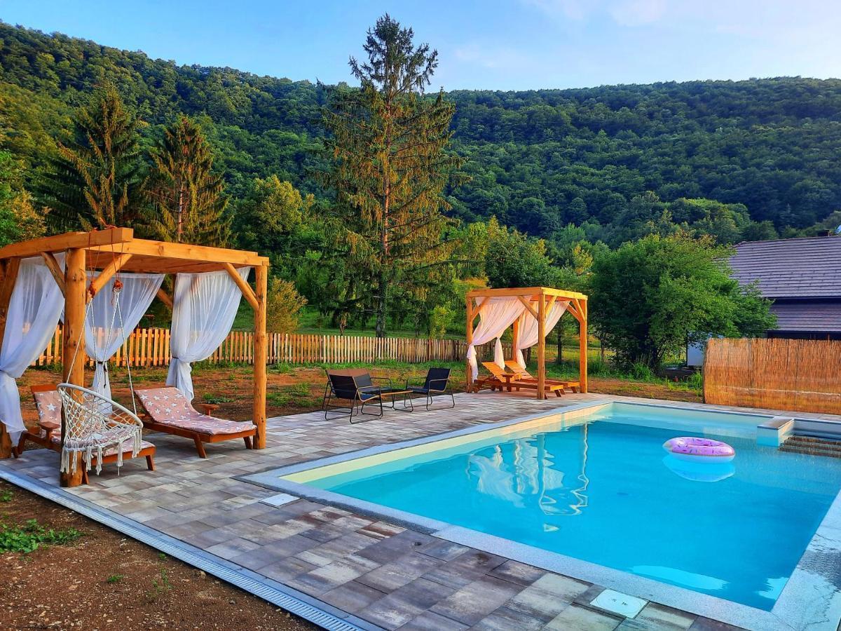 Vacation House Studenac Bihac Exterior photo